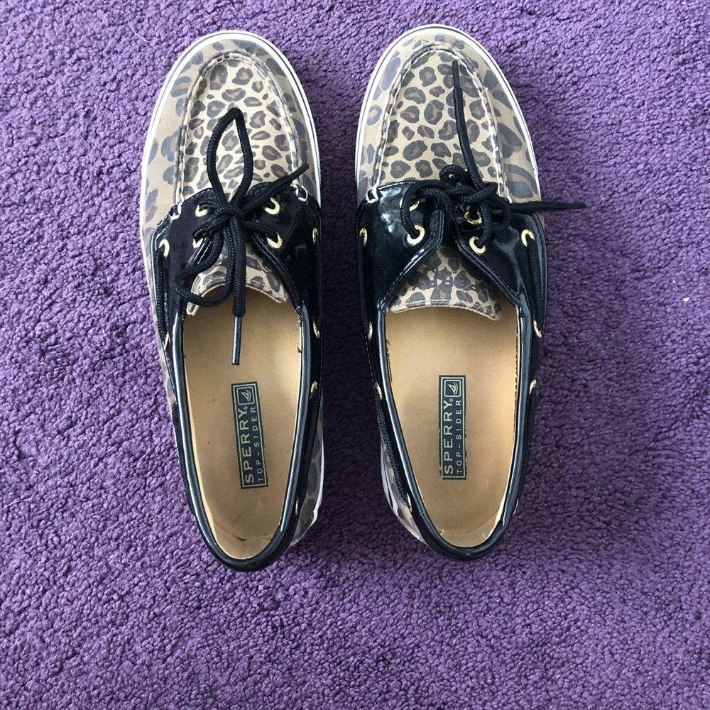 Sperry cheetah print shoes